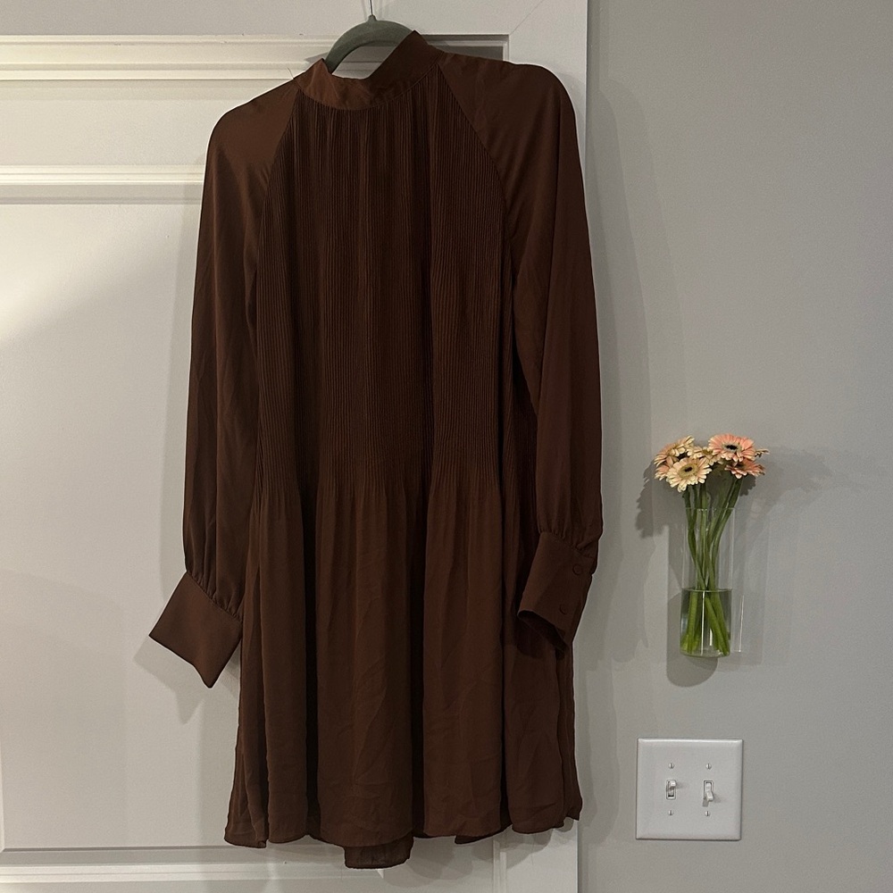 Brown Long Sleeve Turtleneck Dress, M 🤎